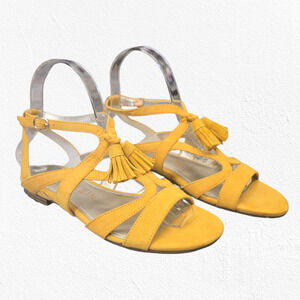 Anne Klein Noreen Golden Yellow Suede Tassel Flat Sandals Boho Chic Size 6